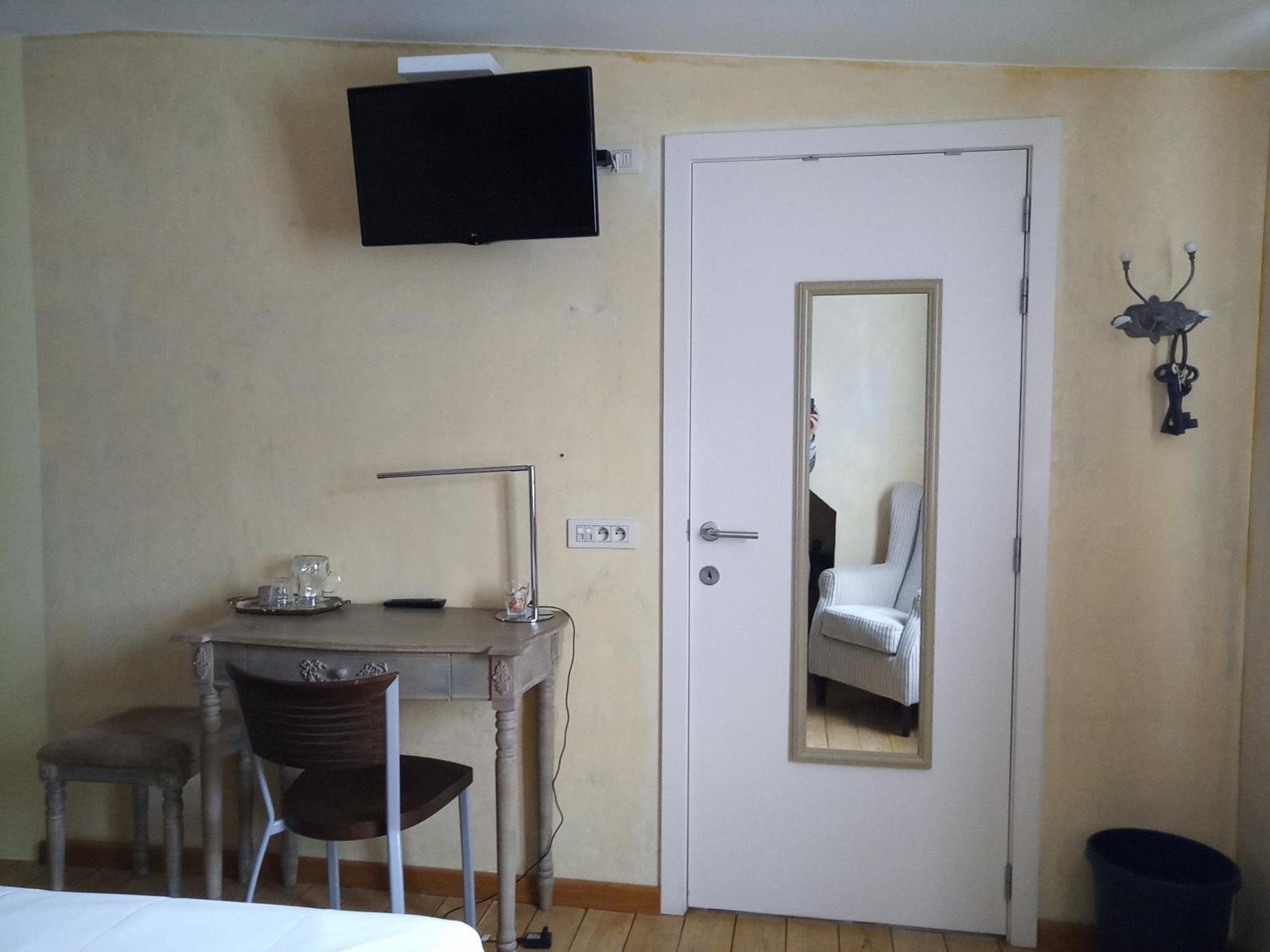 Focus Hotel Кортрейк Екстериор снимка